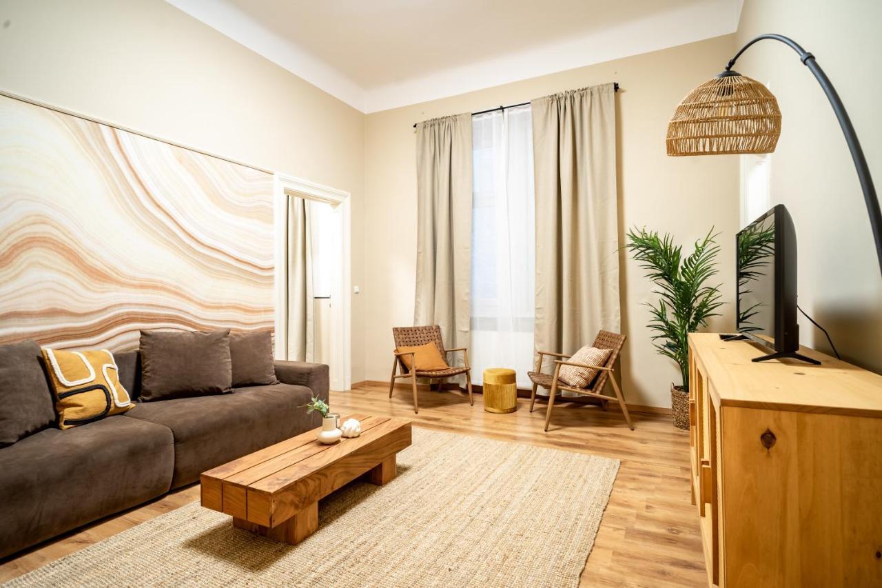 Casa Natura Downtown ブダペスト エクステリア 写真